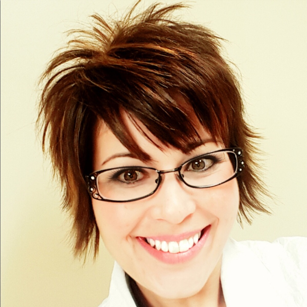 Meet your Posher, Kasie
